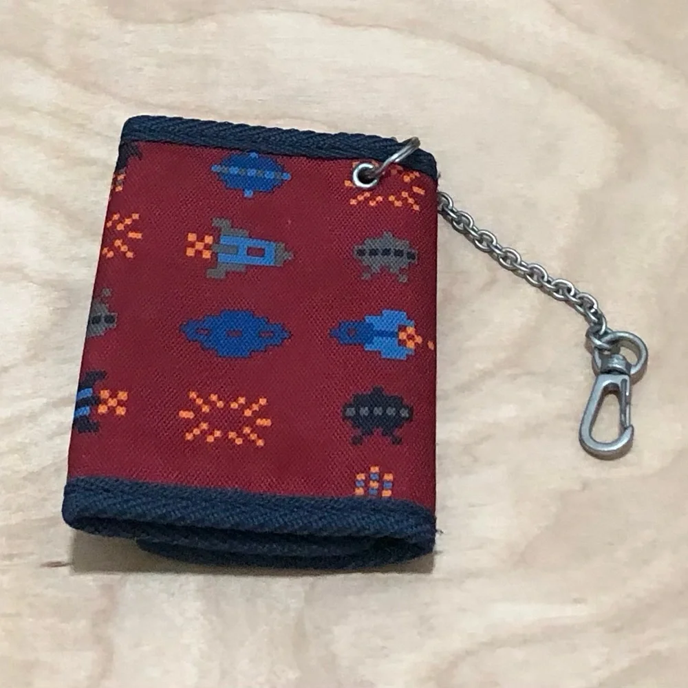 GAP Kids Navy-Trim Red Rocket Trifold Wallet with Key Chain One Size 9cmX11cm.